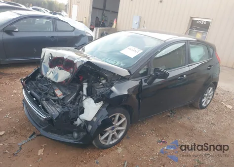 2019 Ford Fiesta Se z USA, uszkodzony, nr VIN 3FADP4EJ6KM105587